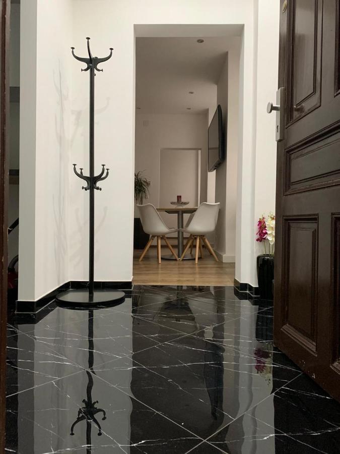וינה Lux Apartment מראה חיצוני תמונה
