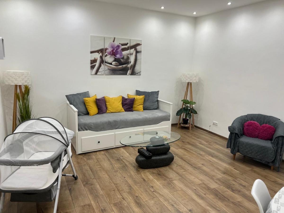 וינה Lux Apartment מראה חיצוני תמונה